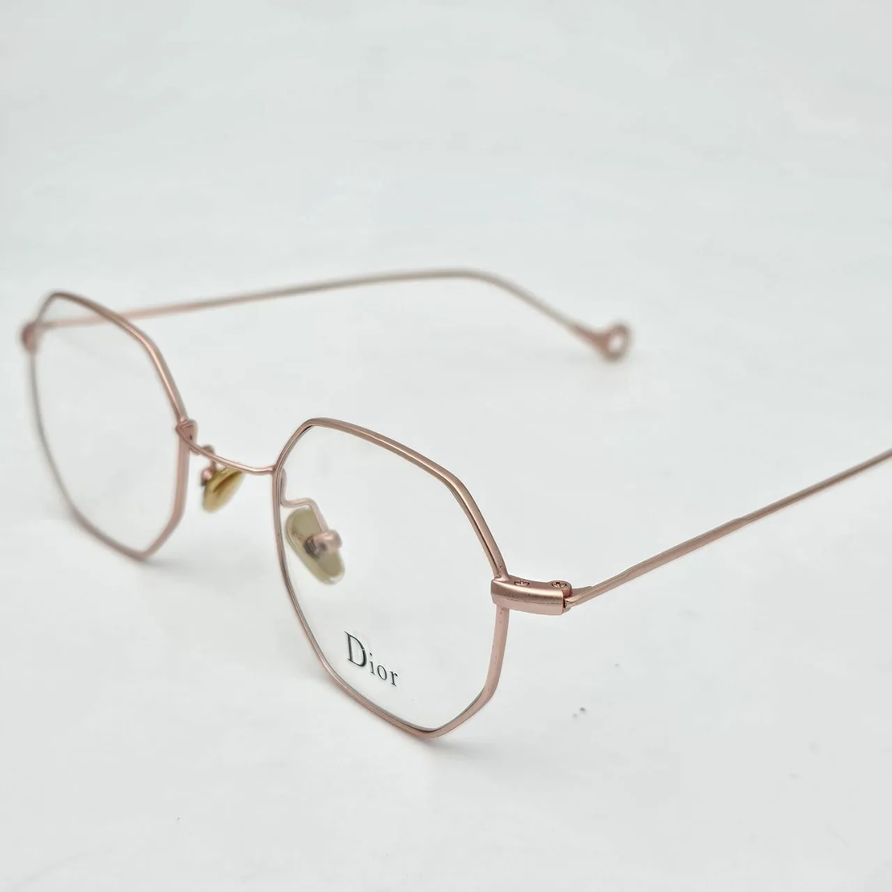 عکس نمای 45 درجه عینک طبی مردانه-زنانه برند Dior کد ۱۷۰۳ رنگ gold