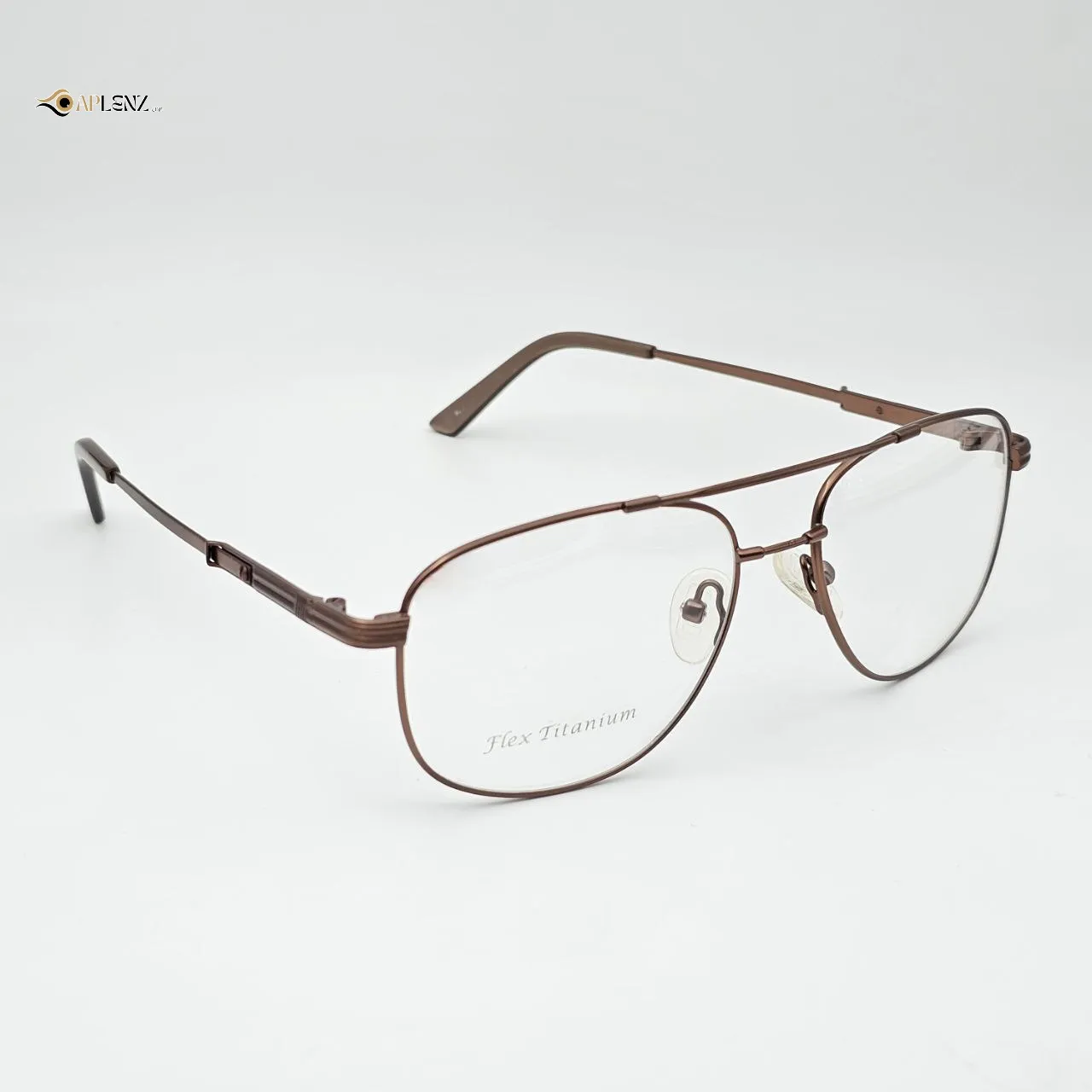 عکس نمای 45 درجه عینک طبی مردانه دو پل تیتانیومی رنگ brown