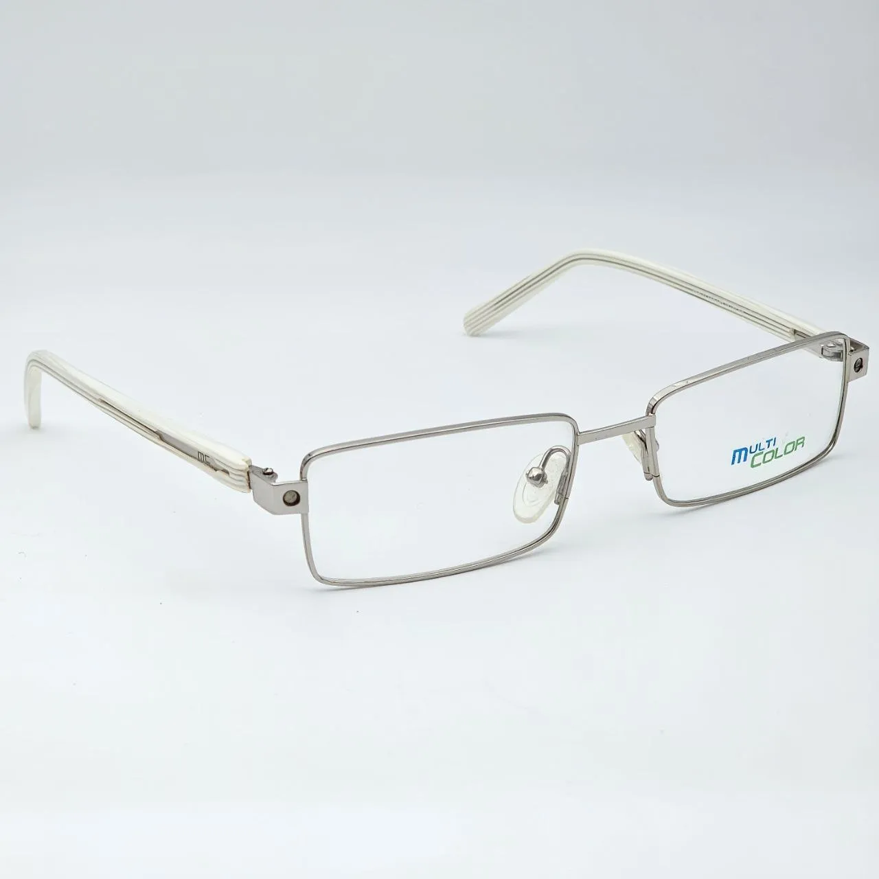 عکس نمای 45 درجه عینک طبی فلزی Multicolor رنگ silver