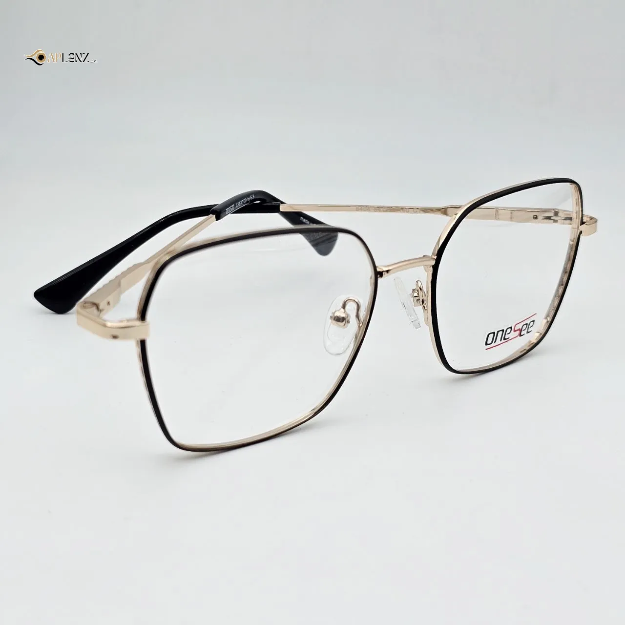 عکس نمای از بالا عینک طبی زنانه برند one see رنگ black,gold