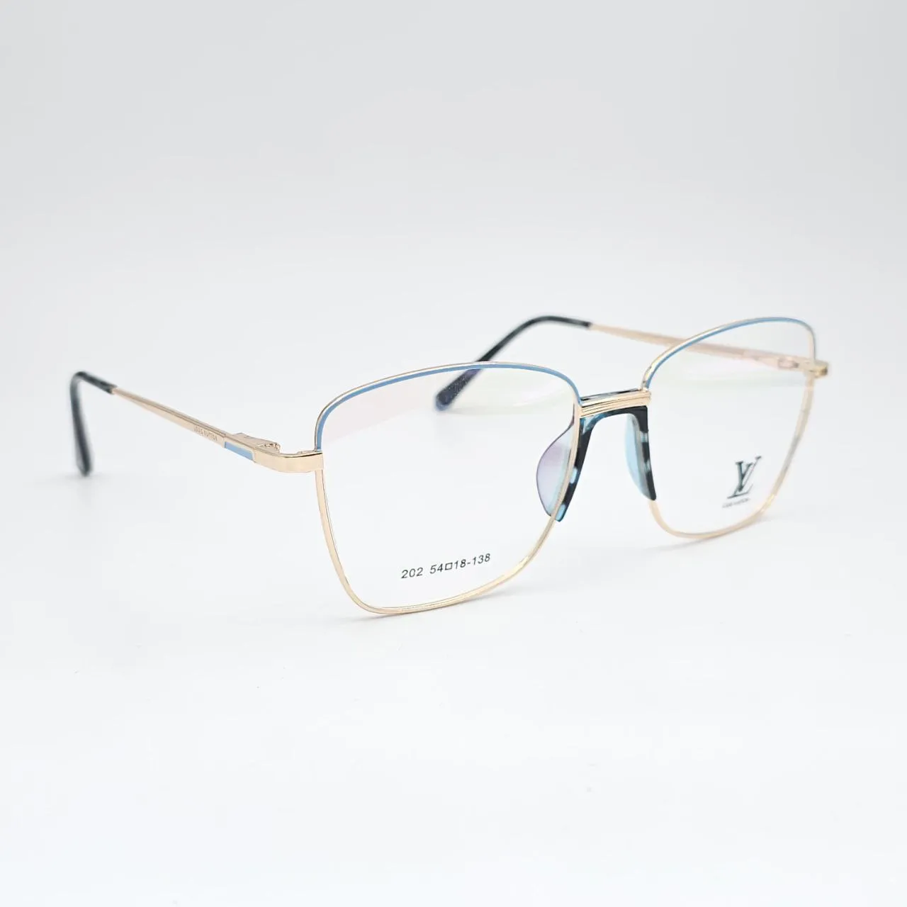 عکس نمای 45 درجه عینک طبی فلزی Louis Vuitton رنگ gold,blue