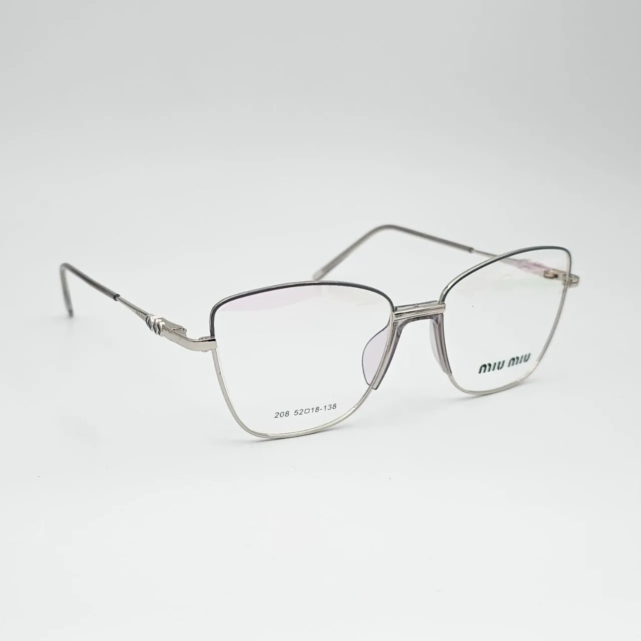 عکس نمای 45 درجه عینک طبی زنانه miu miu کد 208 رنگ gray,silver