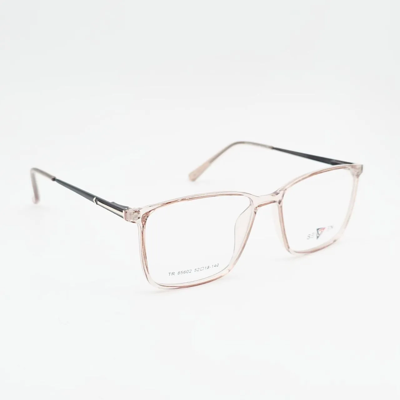 عکس نمای 45 درجه عینک شفاف طبی SEVEN رنگ beige