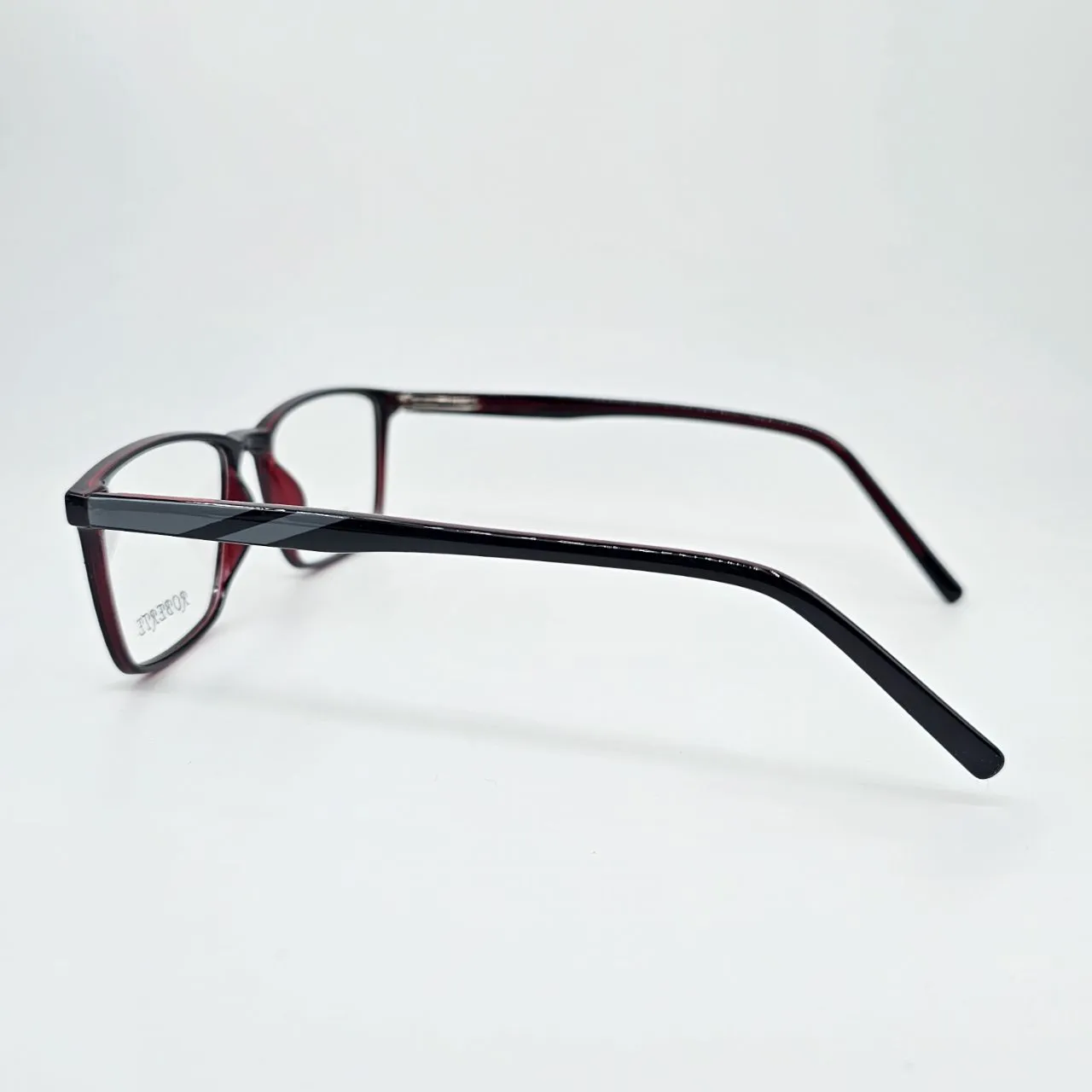 عکس نمای دسته عینک طبی مردانه رنگ black,red