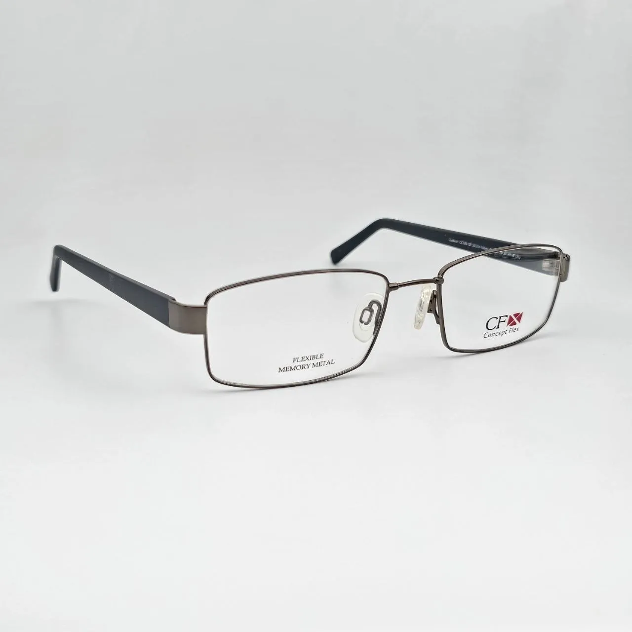 عکس نمای 45 درجه عینک طبی charmant CF concept Flex رنگ black,leopard:دودی تیره مات