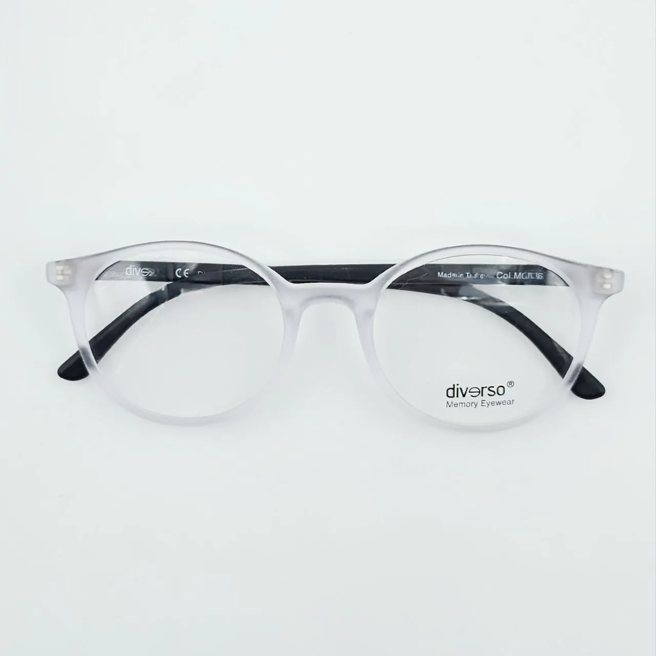 عکس نمای دسته عینک طبی نشکن DIVERSO مدل TR90 رنگ black,white