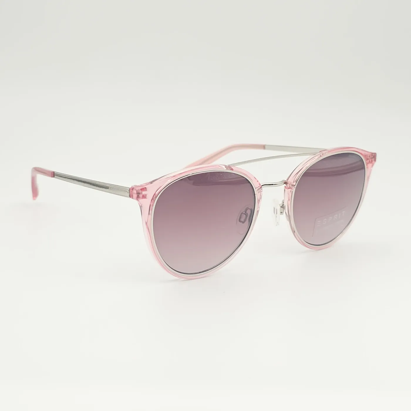 عکس نمای 45 درجه عینک آفتابی برند ESPRIT رنگ pink:صورتی شفاف نقره‌ای براق