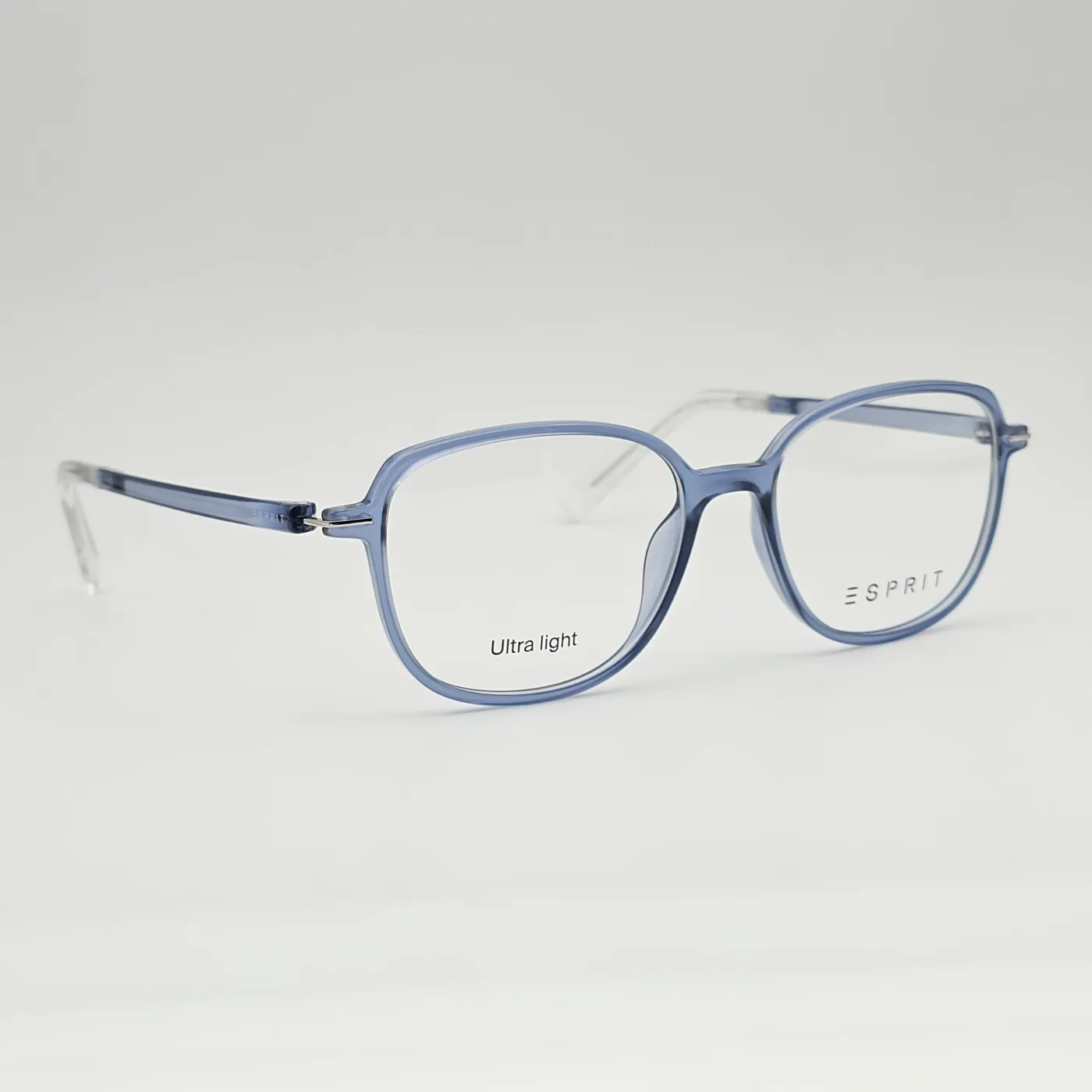 عکس نمای 45 درجه عینک طبی زنانه و مردانه برند ESPRIT رنگ blue:آبی شفاف مات