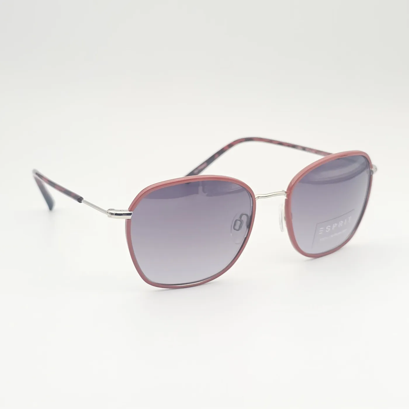 عکس نمای 45 درجه عینک افتابی برندESPRIT رنگ red