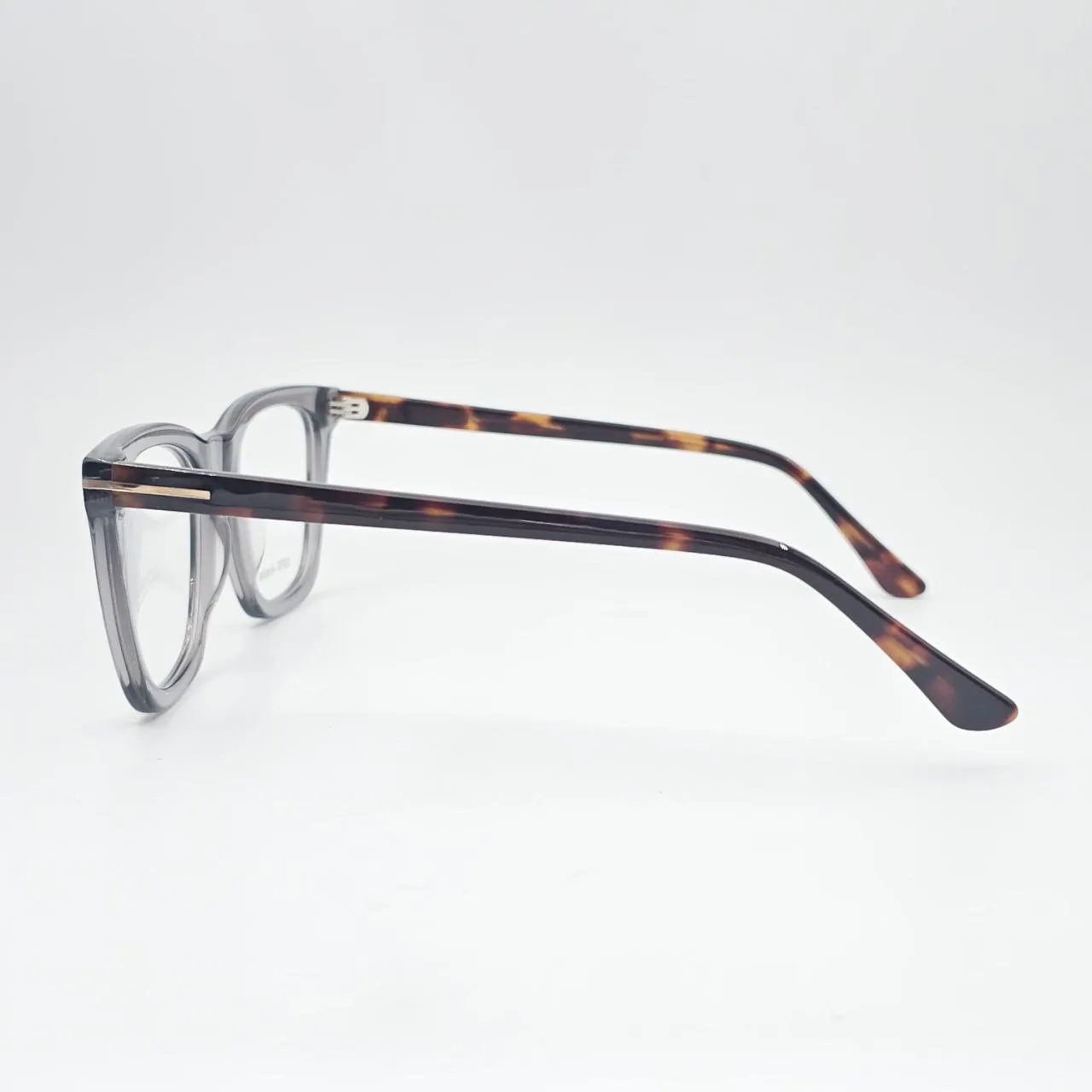 عکس نمای دسته عینک طبی کائوچو استیت رنگ gray,leopard