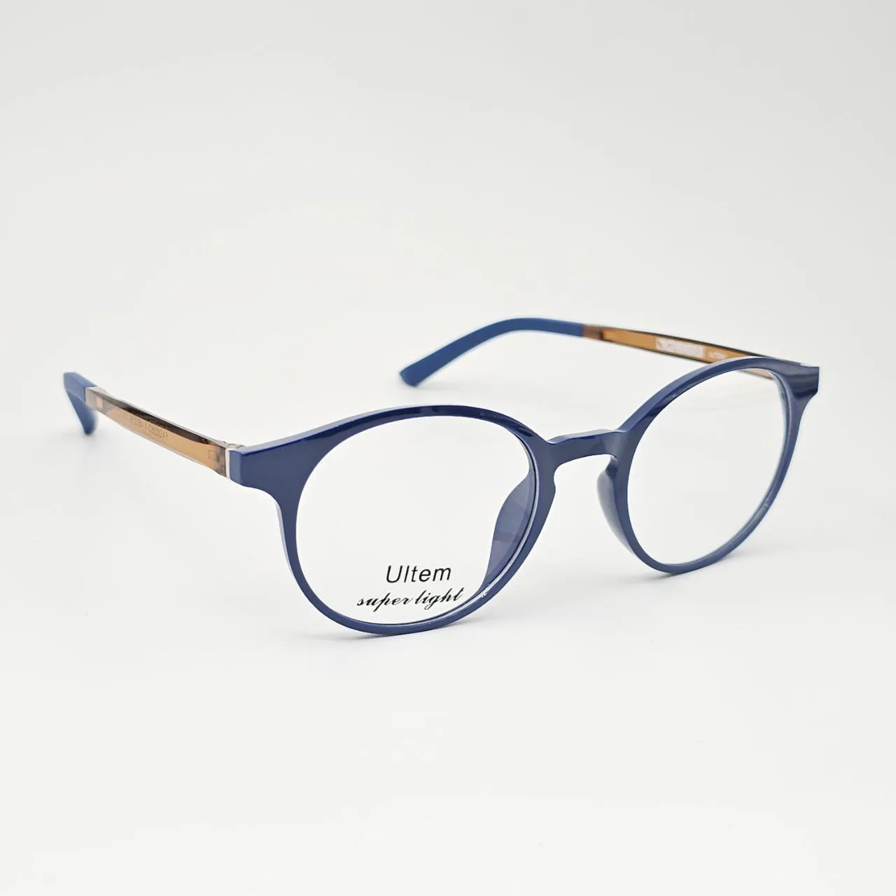 عکس نمای 45 درجه عینک کاورددار گرد ULTEM رنگ beige,navy