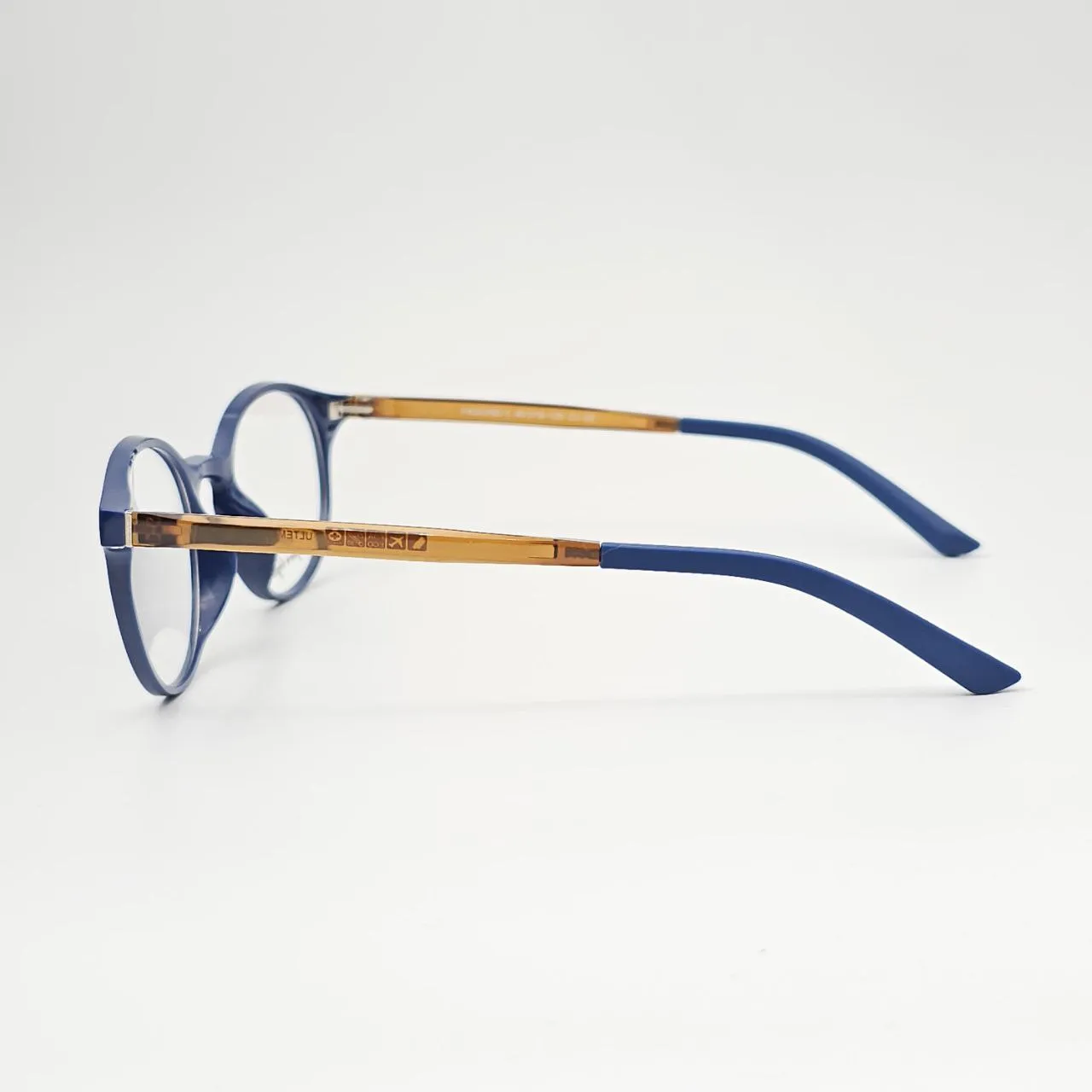 عکس نمای دسته عینک کاورددار گرد ULTEM رنگ beige,navy