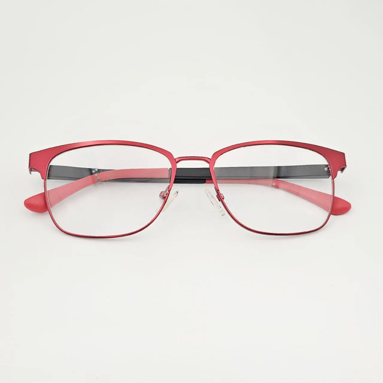 عکس نمای از بالا عینک کاوردار فلزی قرمز رنگ black,red