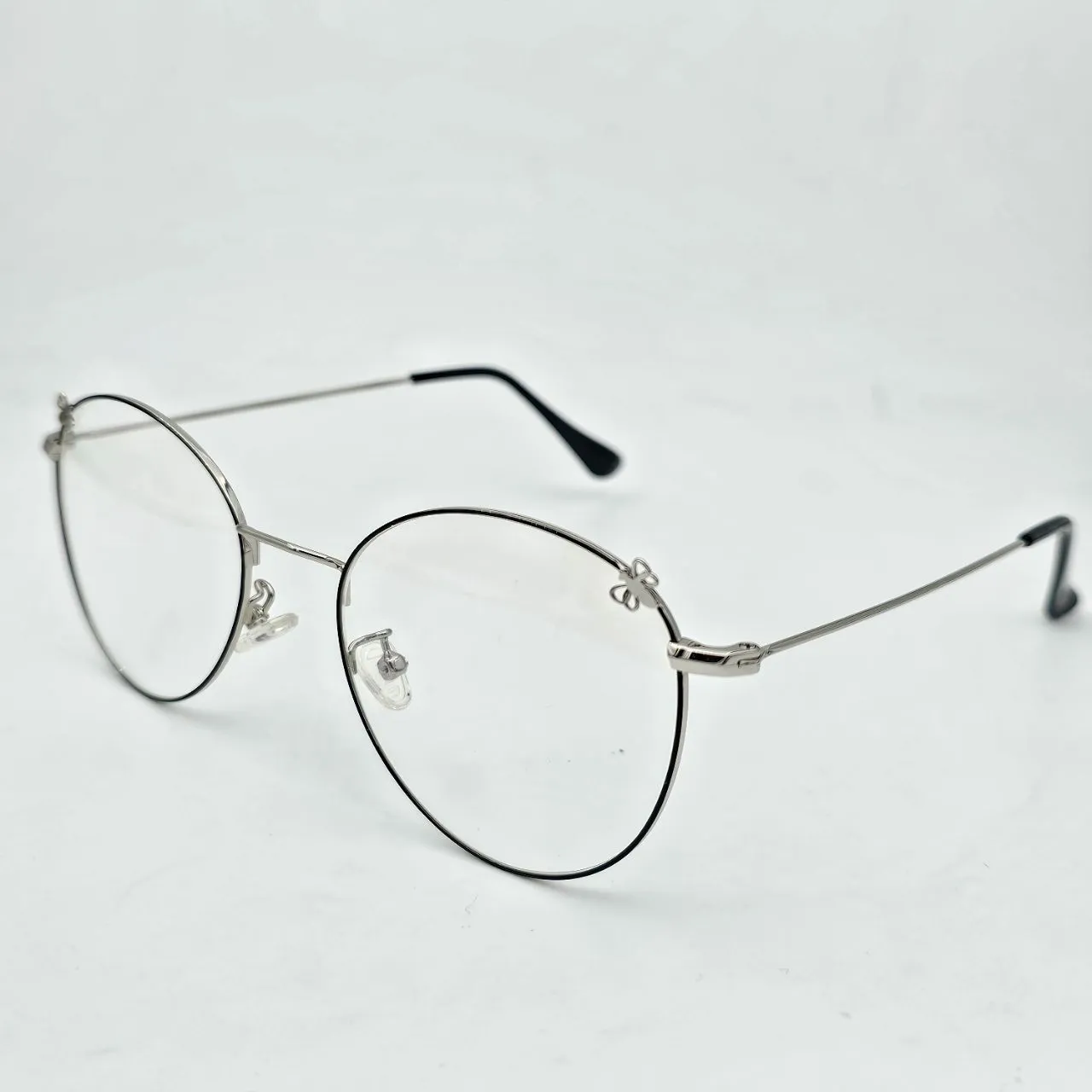 عکس نمای 45 درجه عینک طبی زنانه فلزی کد S071 رنگ silver