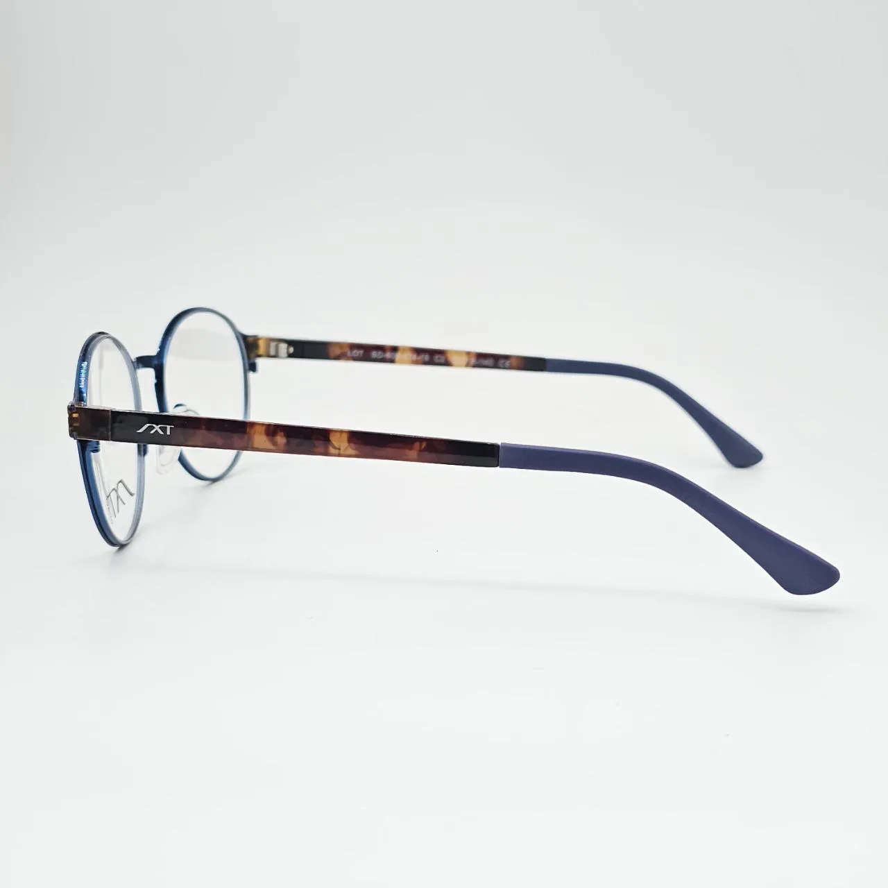 عکس نمای از بالا عینک کاوردار فلزی آبی برند SXT رنگ blue,leopard