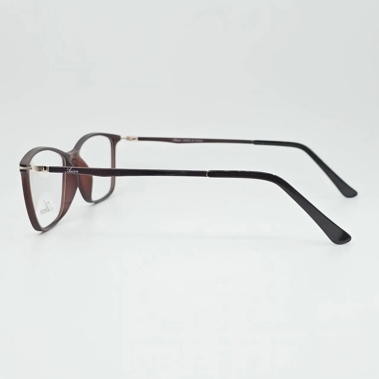 عکس نمای دسته عینک طبی کائوچو ای ارین رنگ brown