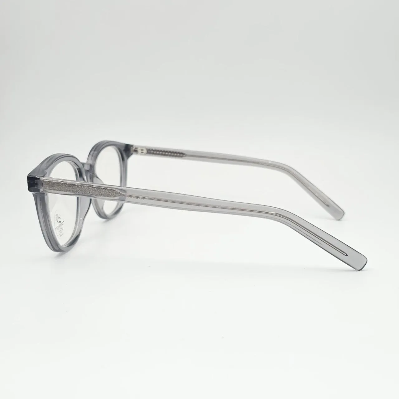 عکس نمای دسته عینک طبی نشکن برند MOSCOT رنگ gray
