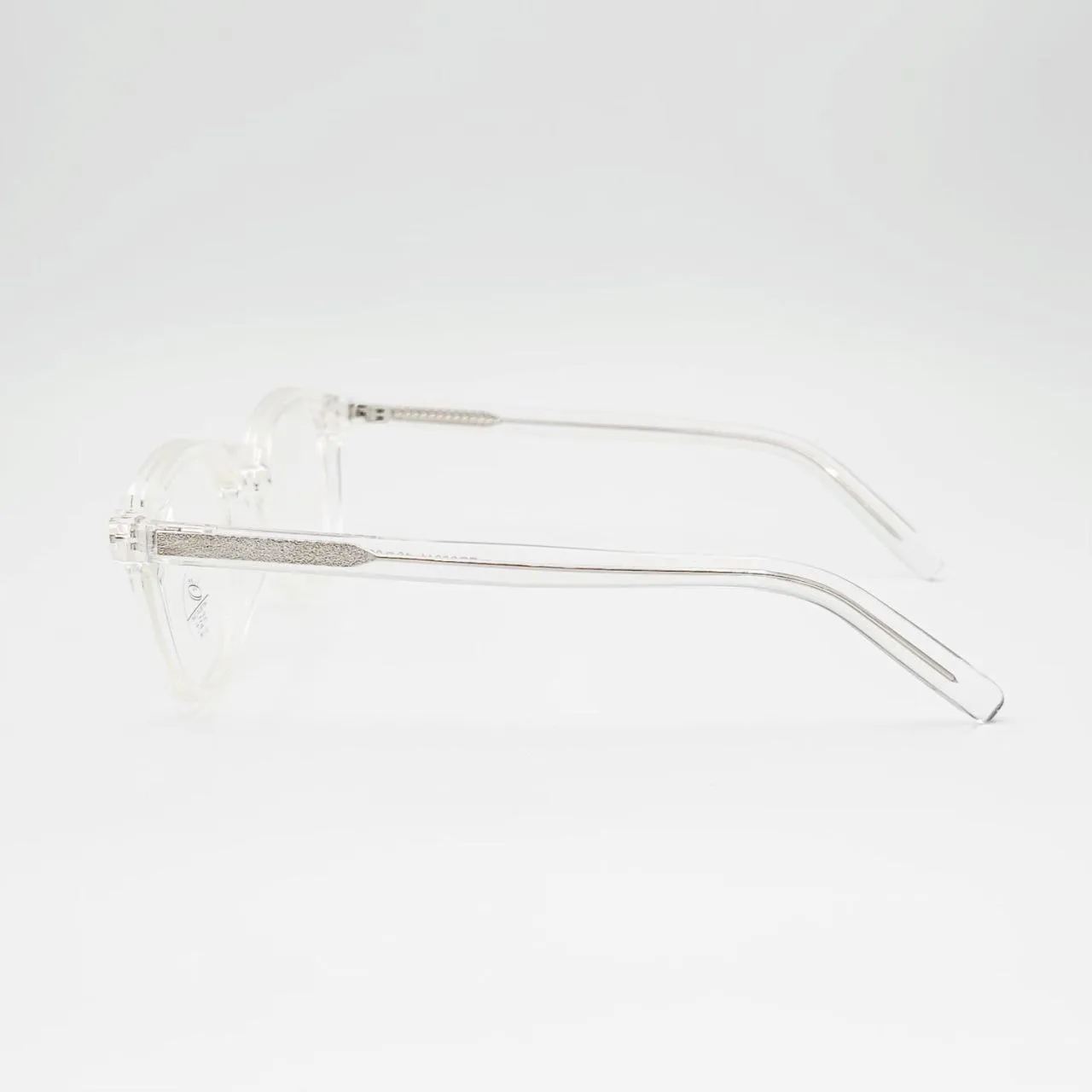 عکس نمای دسته عینک طبی شفاف TR90 برند MOSCOT رنگ transparent