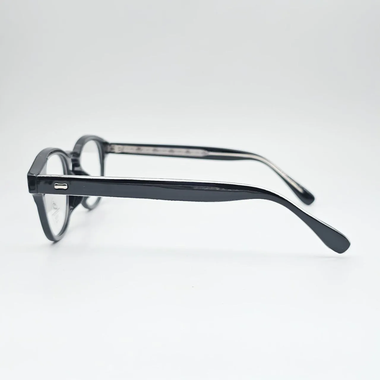 عکس نمای دسته عینک طبی TR90 برند MOSCOT رنگ black