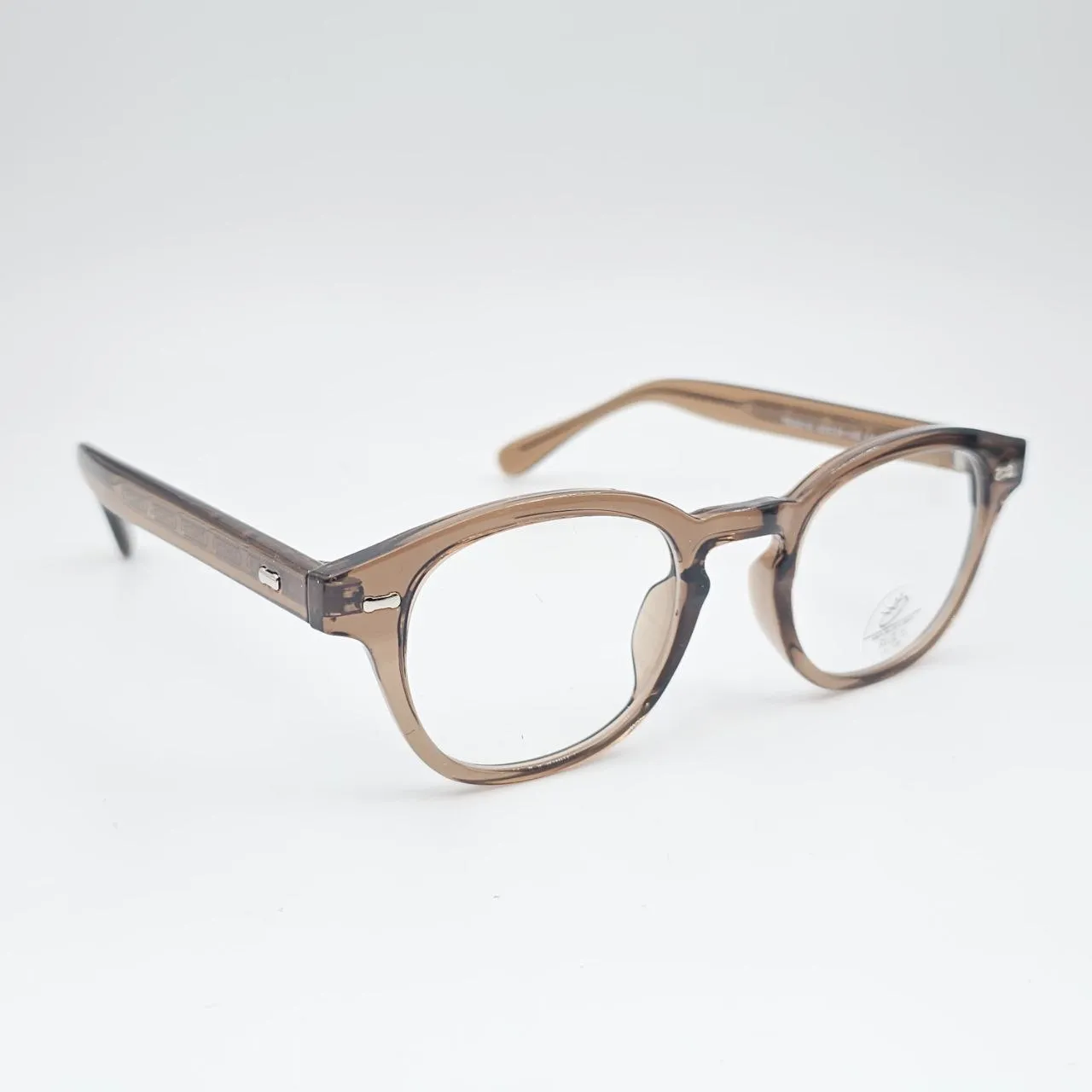 عکس نمای 45 درجه عینک طبی TR90 برند MOSCOT رنگ brown