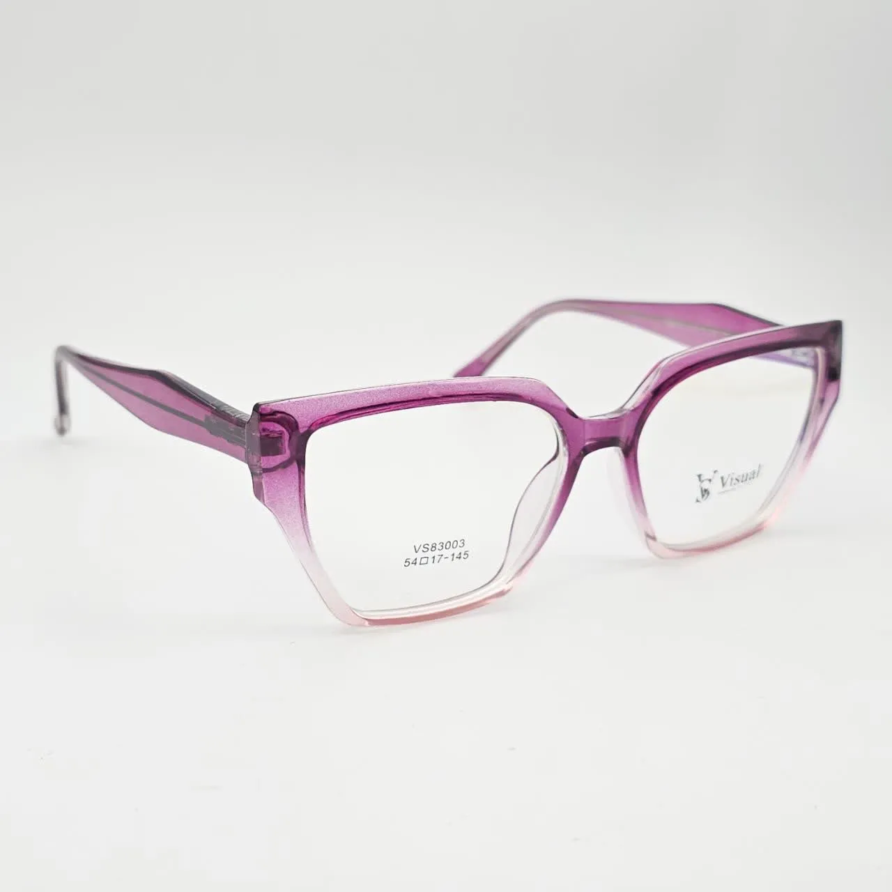 عکس نمای 45 درجه عینک طبی گربه ای برند VISUAL  کدVS83003 رنگ purple