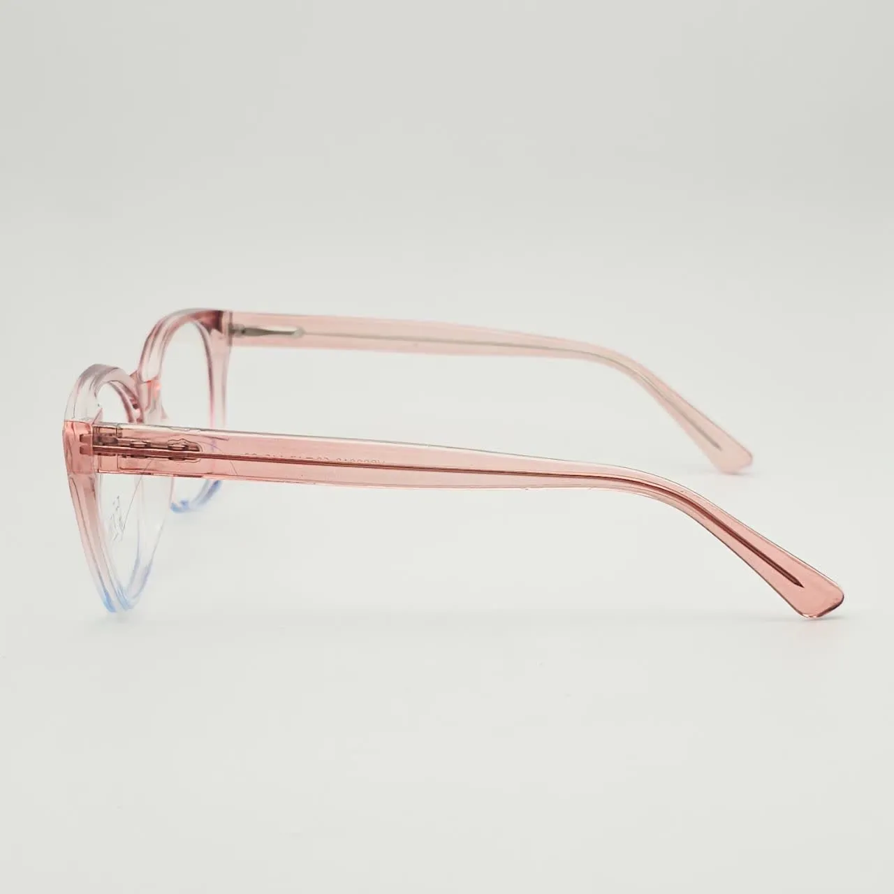 عکس نمای 45 درجه عینک طبی زنانه برند VISUAL کد VS83018 رنگ pink