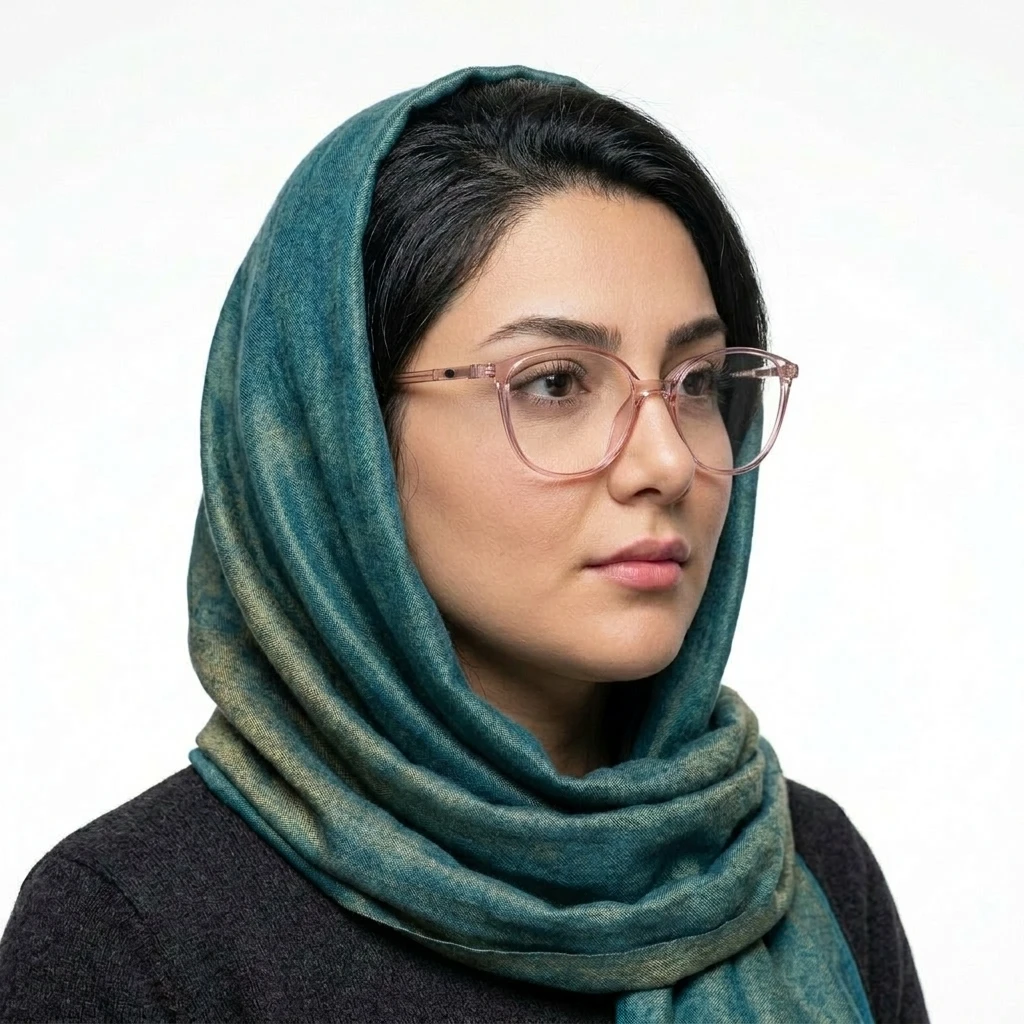 پرو آنلاین عینک طبی زنانه صورتی برند دیاموند کد SY1066 جنس TR90 رنگ صورتی روی صورت