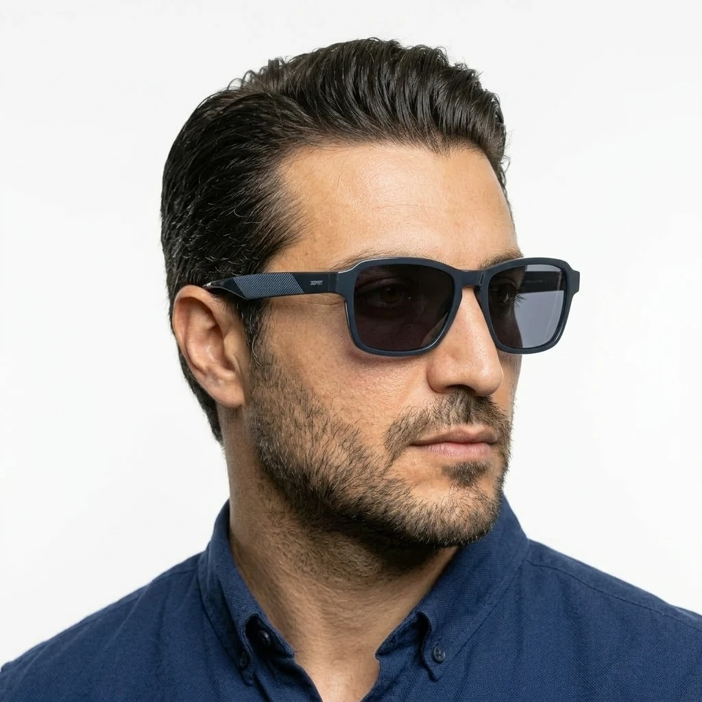 پرو آنلاین عینک آفتابی برند ESPRIT مردانه رنگ مشکی - آبی روی صورت