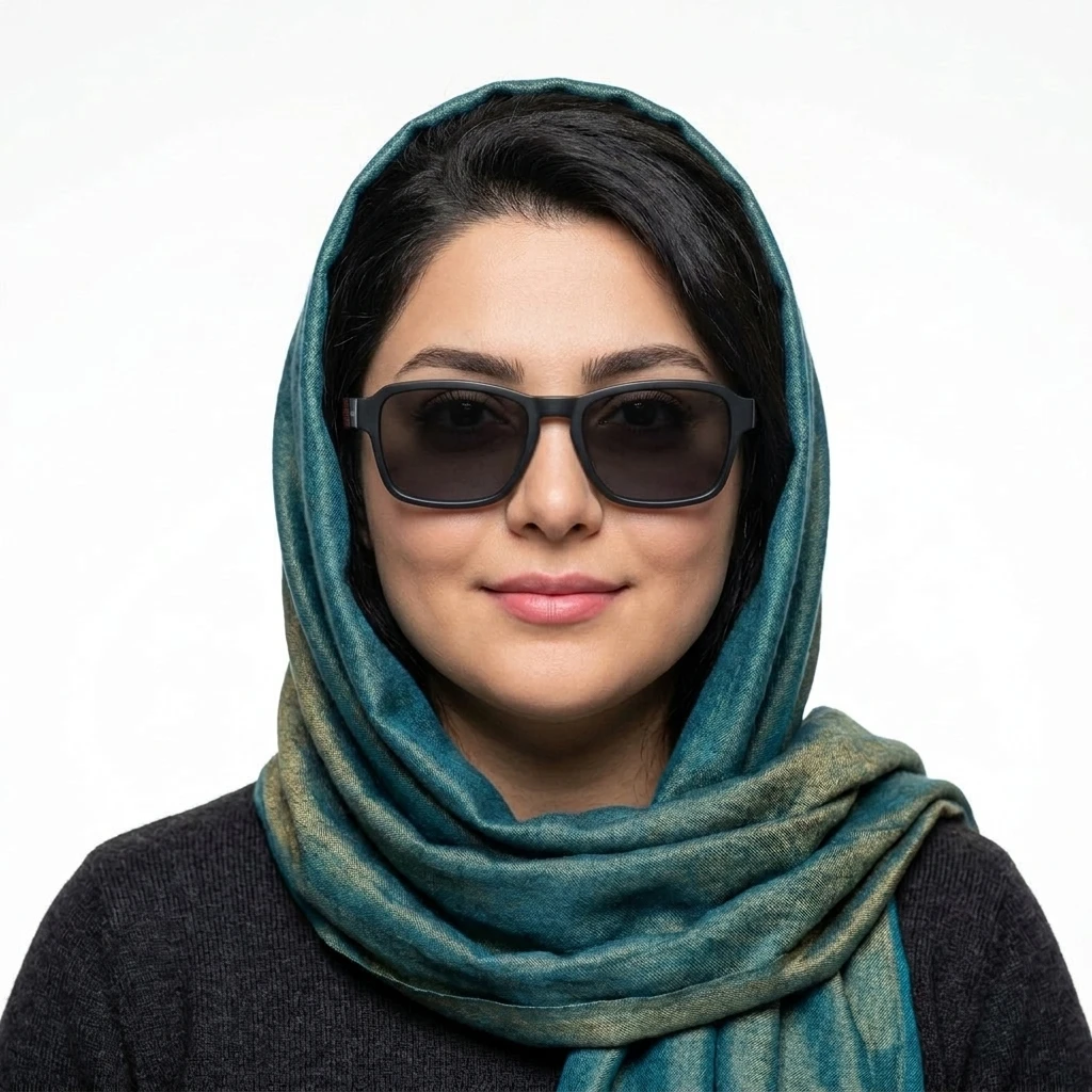 پرو آنلاین عینک آفتابی برند ESPRIT زنانه رنگ مشکی - قرمز روی صورت